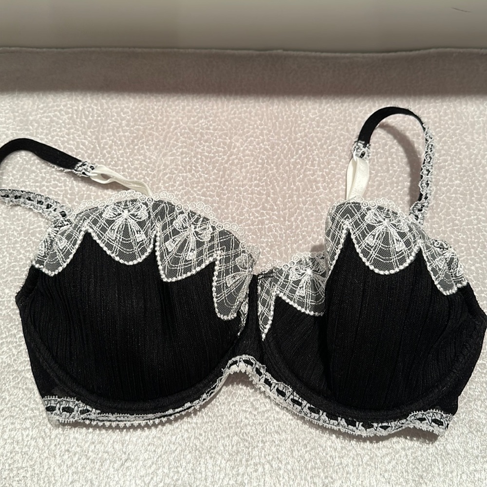 Jezebel 34D balconette lace bra